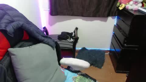 scarleth    follow mee 3 kis online show from March 2025 05:18:02 AM