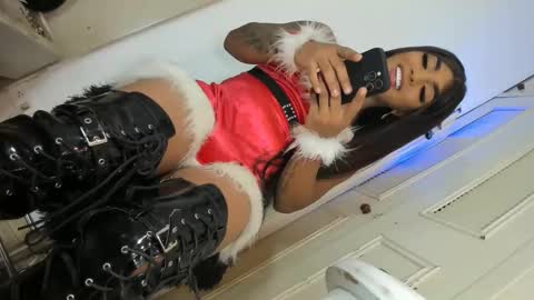 britannyxhorny online show from December 2024 11:33:02 PM