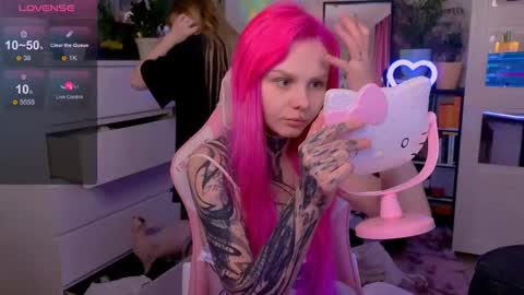 Britney online show from October 2025 06:10:02 AM