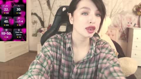 britneybarker online show from October 2025 02:42:02 AM