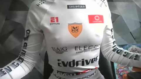 Snapshot of britneyxkittens chatting on November 2025 08:04:01 AM BritneyxKittens online show from November 2025 08:04:01 AM