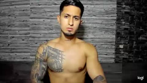 Snapshot of brody_dallas1 chatting on January 2025 08:10:02 PM brody_dallas1 online show from January 2025 08:10:02 PM