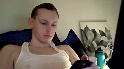 Snapshot of broke_boyz chatting on March 2025 03:02:02 AM Sage online show from March 2025 03:02:02 AM