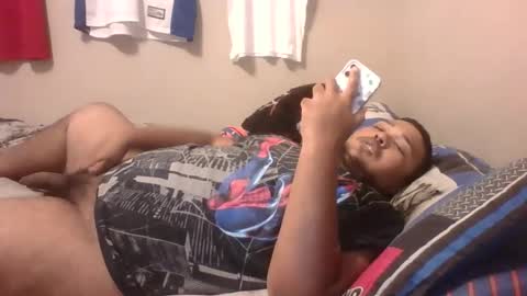 Snapshot of bronxforlife chatting on December 2024 02:12:02 AM bronxforlife online show from December 2024 02:12:02 AM