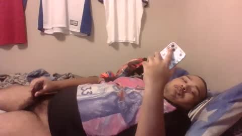 Snapshot of bronxforlife chatting on February 2025 01:43:01 AM bronxforlife online show from February 2025 01:43:01 AM