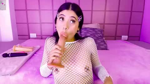 Snapshot of brooke_monroe chatting on September 2025 05:02:02 PM Brooke online show from September 2025 05:02:02 PM