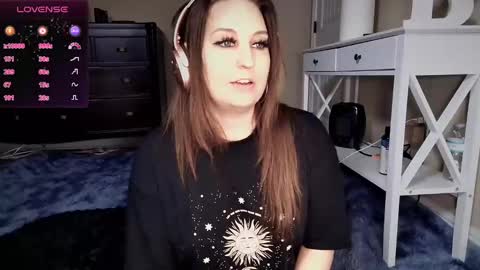 Snapshot of brookebee27 chatting on January 2025 04:52:01 AM brookebee online show from January 2025 04:52:01 AM