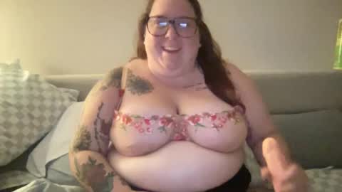 Snapshot of brookenicole3 chatting on September 2025 11:15:02 PM Madam Brooke online show from September 2025 11:15:02 PM