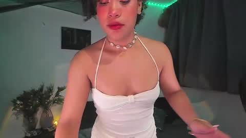 Snapshot of browngirl69 chatting on February 2025 03:12:02 AM miss muller online show from February 2025 03:12:02 AM