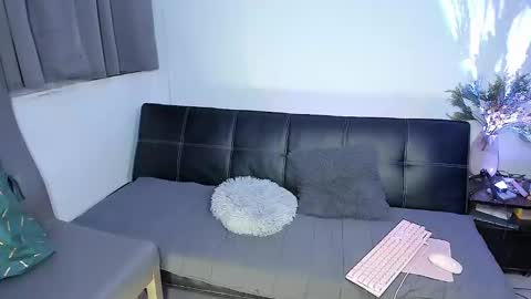 Snapshot of browngirl69 chatting on March 2025 01:04:01 AM miss muller online show from March 2025 01:04:01 AM