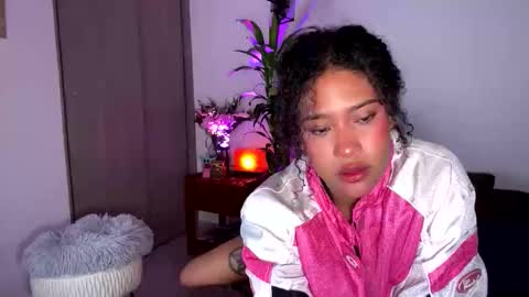 Snapshot of browngirl69 chatting on October 2025 10:51:01 PM miss muller online show from October 2025 10:51:01 PM