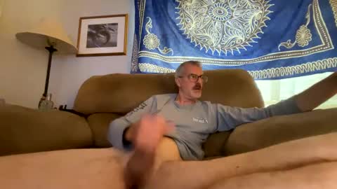 Bruce online show from October 2025 03:09:02 PM