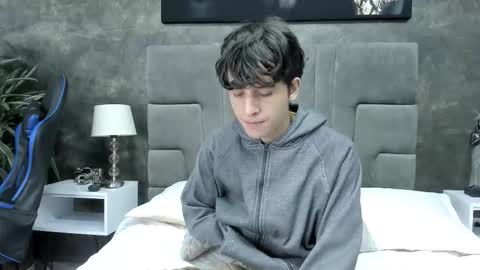 Bruce Hans online show from October 2025 11:52:02 AM