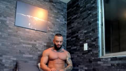 brucedallas online show from October 2025 12:31:01 AM