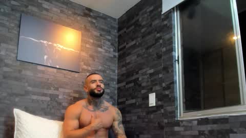 brucedallas online show from October 2025 01:09:02 AM