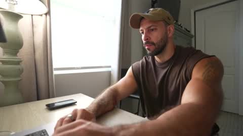 Snapshot of brucestryker chatting on November 2025 02:41:01 PM onlyfans BRUCESTRYKER online show from November 2025 02:41:01 PM