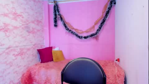 Snapshot of brunette_sasha chatting on December 2024 12:59:02 PM Sasha Brunette online show from December 2024 12:59:02 PM