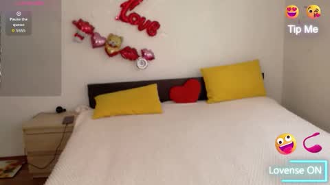 Ellis online show from October 2025 07:03:02 AM