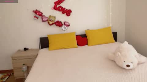 Ellis online show from November 2025 06:19:02 AM