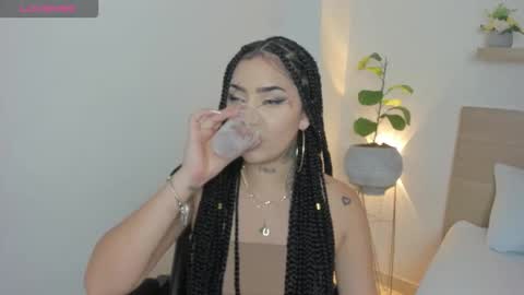 Snapshot of brunna_smith chatting on December 2025 02:06:01 AM B R U N A online show from December 2025 02:06:01 AM