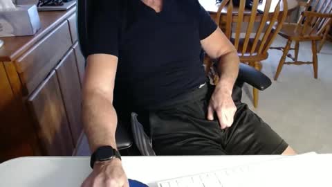 Snapshot of brussells chatting on February 2025 05:20:01 PM Brussells online show from February 2025 05:20:01 PM