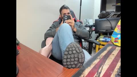 BRUTALMASTER1983 online show from October 2025 06:28:02 PM