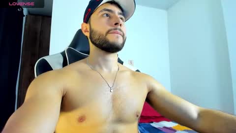 Snapshot of bryan_oficials chatting on October 2025 12:11:01 AM bryan_oficials online show from October 2025 12:11:01 AM