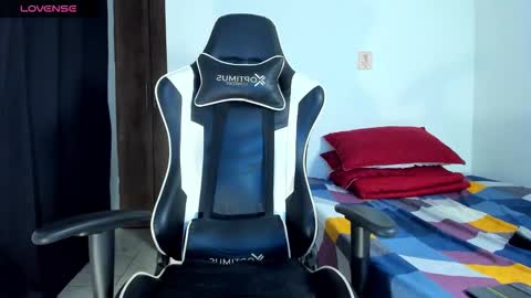 Snapshot of bryan_oficials chatting on October 2025 02:03:02 AM bryan_oficials online show from October 2025 02:03:02 AM