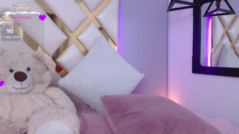 Becky Anders  online show from December 2024 11:39:01 AM