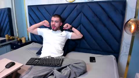 bryce_hall19 online show from September 2025 11:45:01 AM