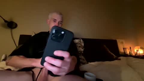 Snapshot of bryjybxxx chatting on January 2025 05:26:02 PM bryjybxxx online show from January 2025 05:26:02 PM