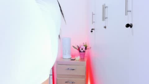 Carly     online show from December 2024 12:27:02 PM