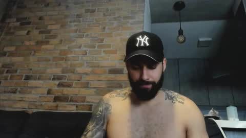 Bryson Jace online show from September 2025 01:32:02 AM