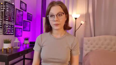 Alice online show from October 2025 08:18:02 PM