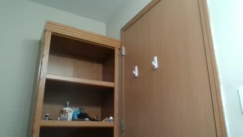 Bud42o online show from October 2025 04:42:01 AM