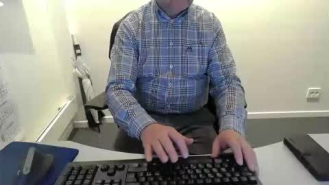 buggemann online show from November 2025 06:14:02 AM