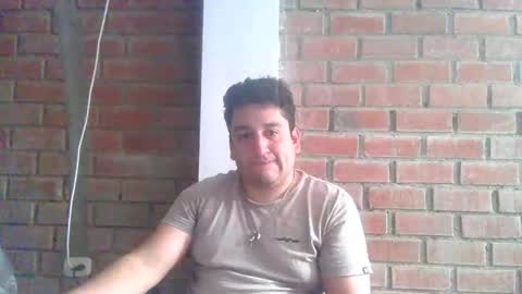 builtfpleasure online show from November 2025 07:03:01 PM