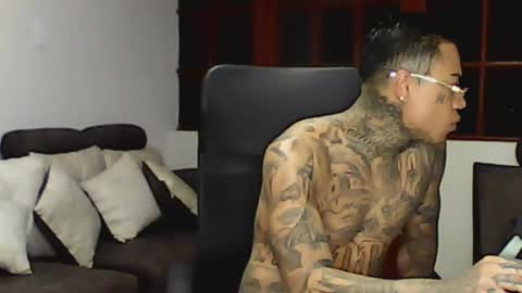 Snapshot of buitrago98 chatting on November 2025 07:43:01 AM buitrago98 online show from November 2025 07:43:01 AM