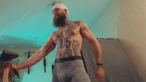 Dmitriy  online show from December 2024 05:18:02 AM