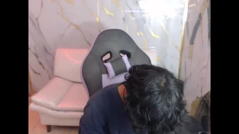 bull_cam online show from October 2025 07:56:02 PM