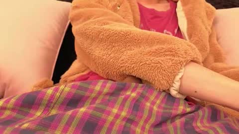 Tonny online show from October 2025 08:51:02 PM