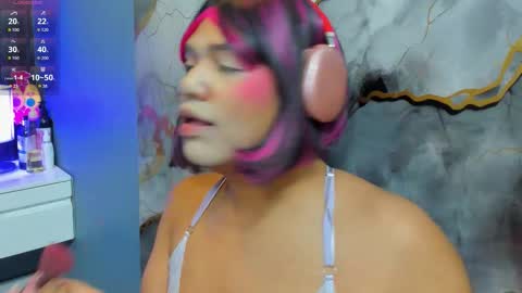 Bunny  online show from November 2025 08:07:01 PM