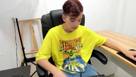 Snapshot of bunny_maxxi chatting on October 2025 12:26:02 PM bunny online show from October 2025 12:26:02 PM