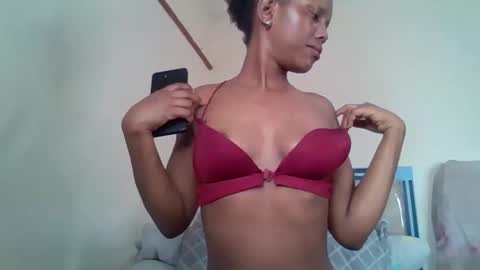 bunnydiva_ online show from October 2025 01:28:01 AM