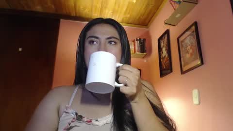 Snapshot of bunnyemilyr0s33 chatting on January 2025 08:25:02 AM bunnyEmilyR0s33 online show from January 2025 08:25:02 AM