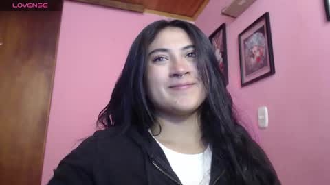 Snapshot of bunnyemilyr0s33 chatting on November 2025 02:17:02 PM bunnyEmilyR0s33 online show from November 2025 02:17:02 PM