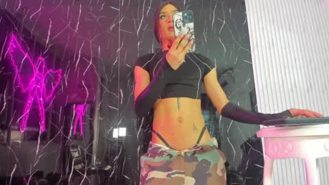 Snapshot of bunnyhots chatting on January 2025 06:20:02 AM Angela Santini online show from January 2025 06:20:02 AM