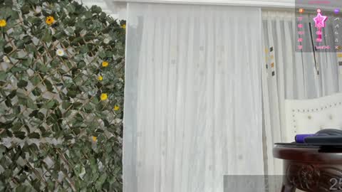 Snapshot of bunnyhots chatting on January 2025 01:05:02 AM Angela Santini online show from January 2025 01:05:02 AM