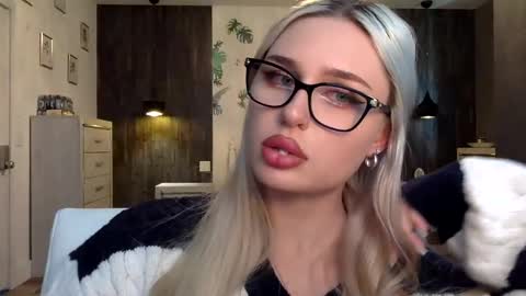 Snapshot of bunnykhalessi chatting on October 2025 09:59:01 PM OnlyFans BunnyKhalessi online show from October 2025 09:59:01 PM