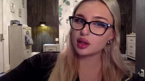 Snapshot of bunnykhalessi chatting on October 2025 02:26:02 AM OnlyFans BunnyKhalessi online show from October 2025 02:26:02 AM